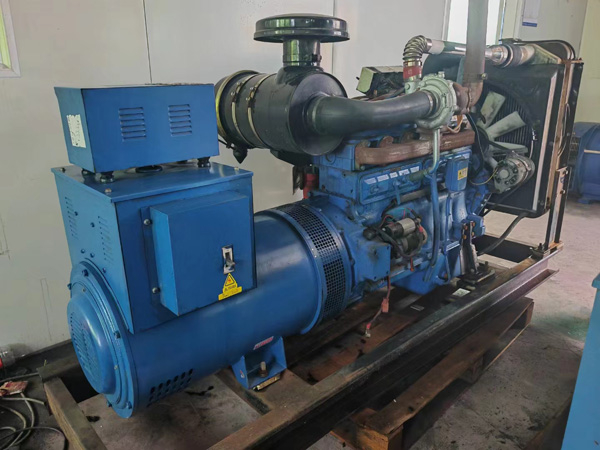 阿合奇100kW柴油发电机组使用多级机油有哪些优缺点？